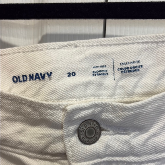 Old Navy White High-Rise Slouchy Straight Pants size 20 - Picture 2 of 3